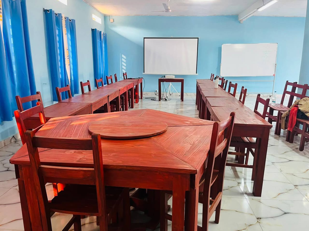 Salle de formation du partenariat entre LCDM SOLIMAD et l'université MUST à Toliara pour la formation numérique des membres